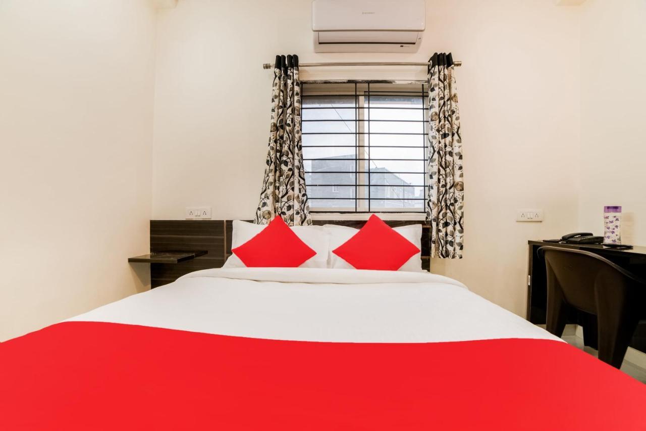 Oyo 40726 Classic Guest House シロン エクステリア 写真