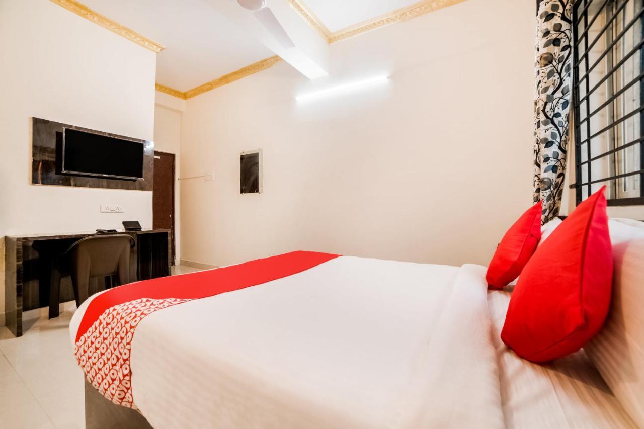 Oyo 40726 Classic Guest House シロン エクステリア 写真